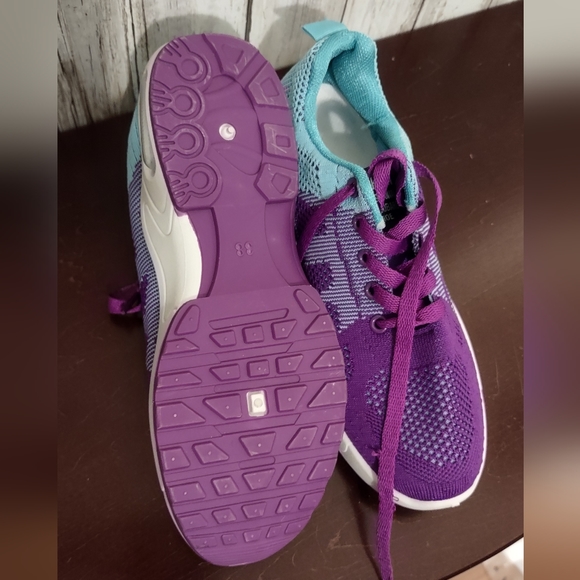 Plum/Turquoise knitted sneaker, running shoe size 8 - Picture 3 of 6
